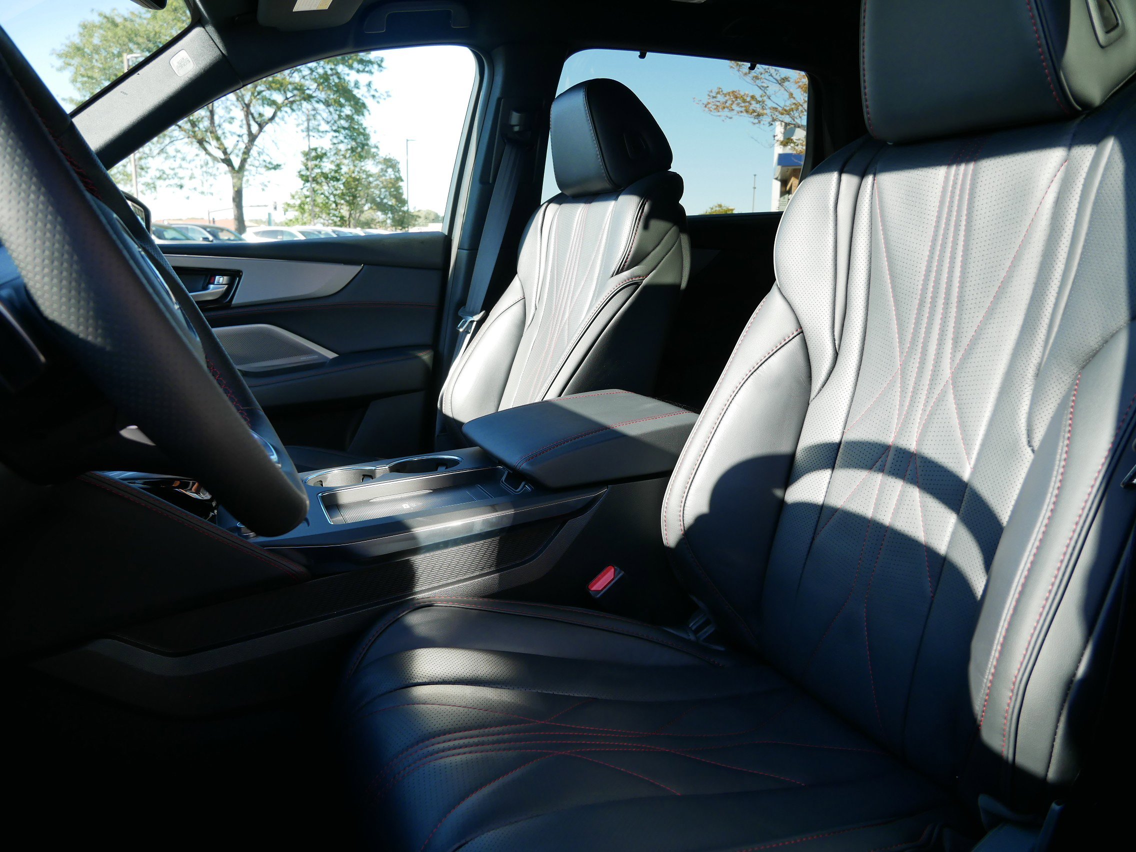 2026 Acura MDX SH-AWD A-Spec Advance photo 4