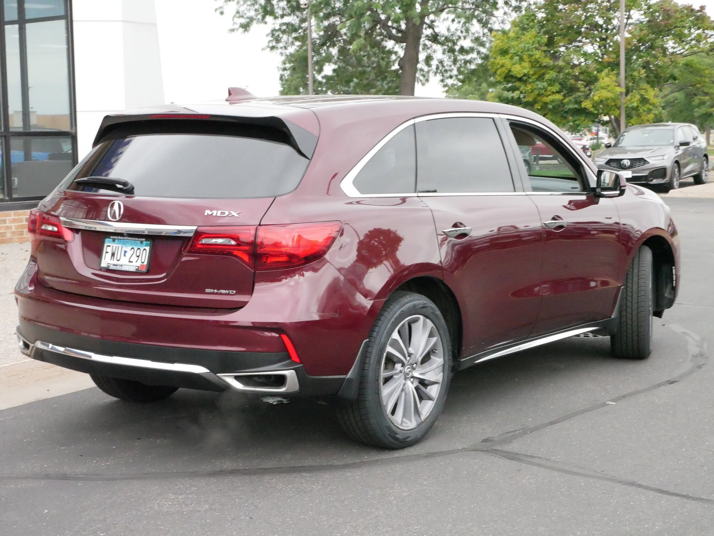 2018 Acura MDX SH-AWD Technology photo 2