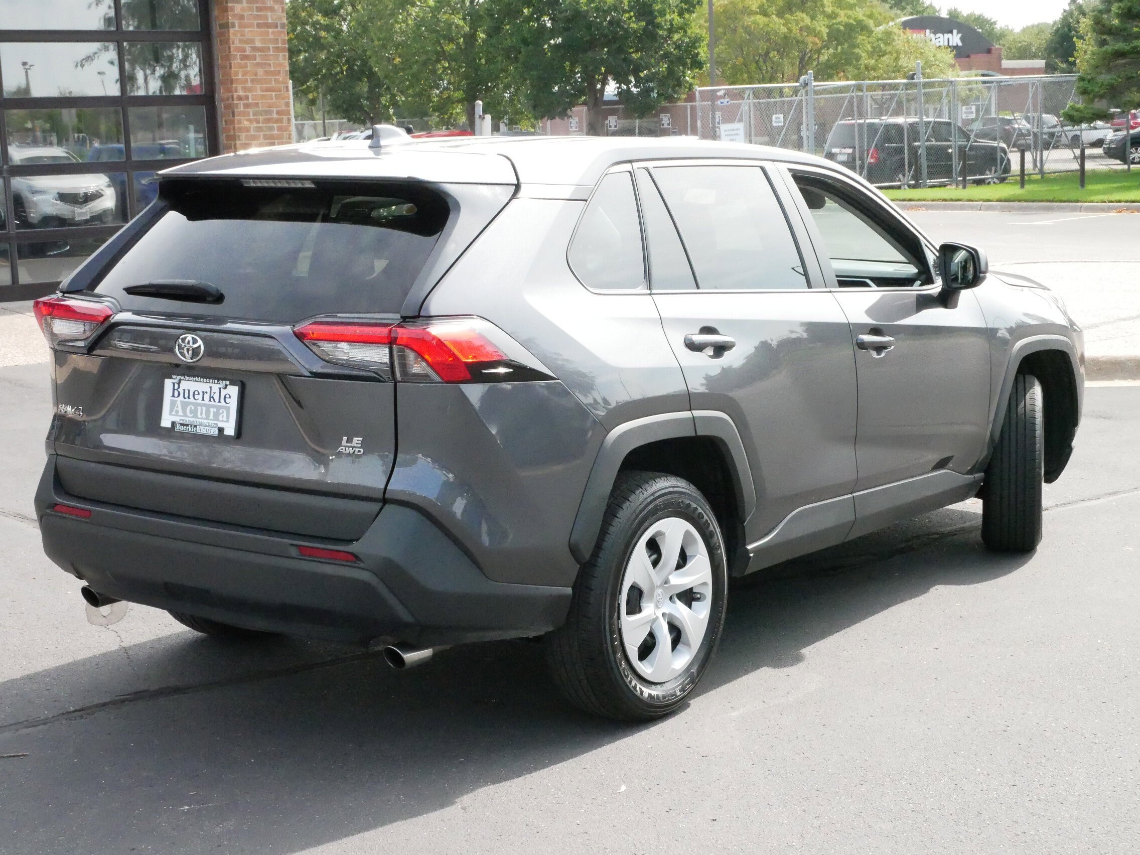2024 Toyota RAV4 LE photo 3