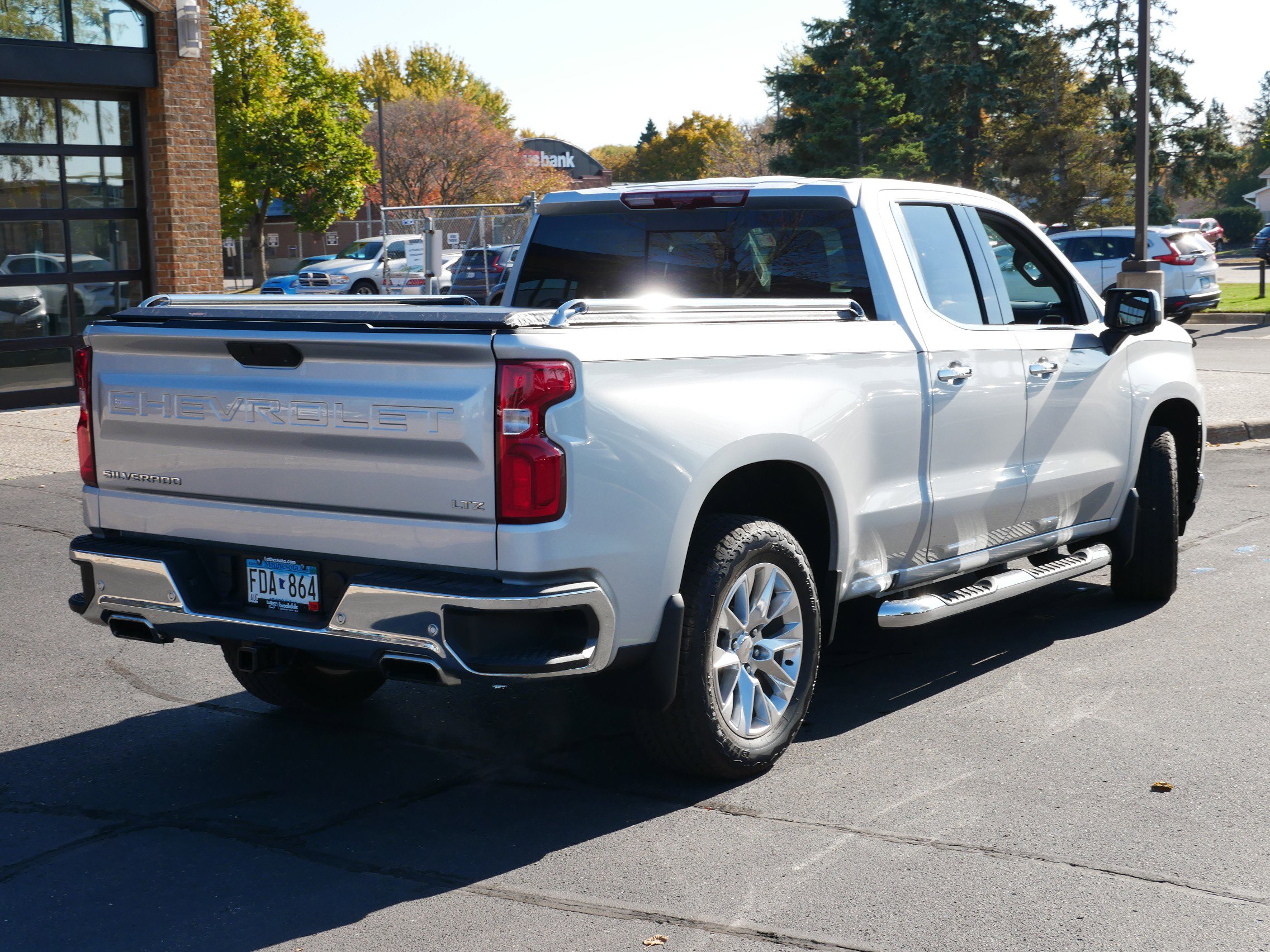 2020 Chevrolet Silverado 1500 LTZ photo 3
