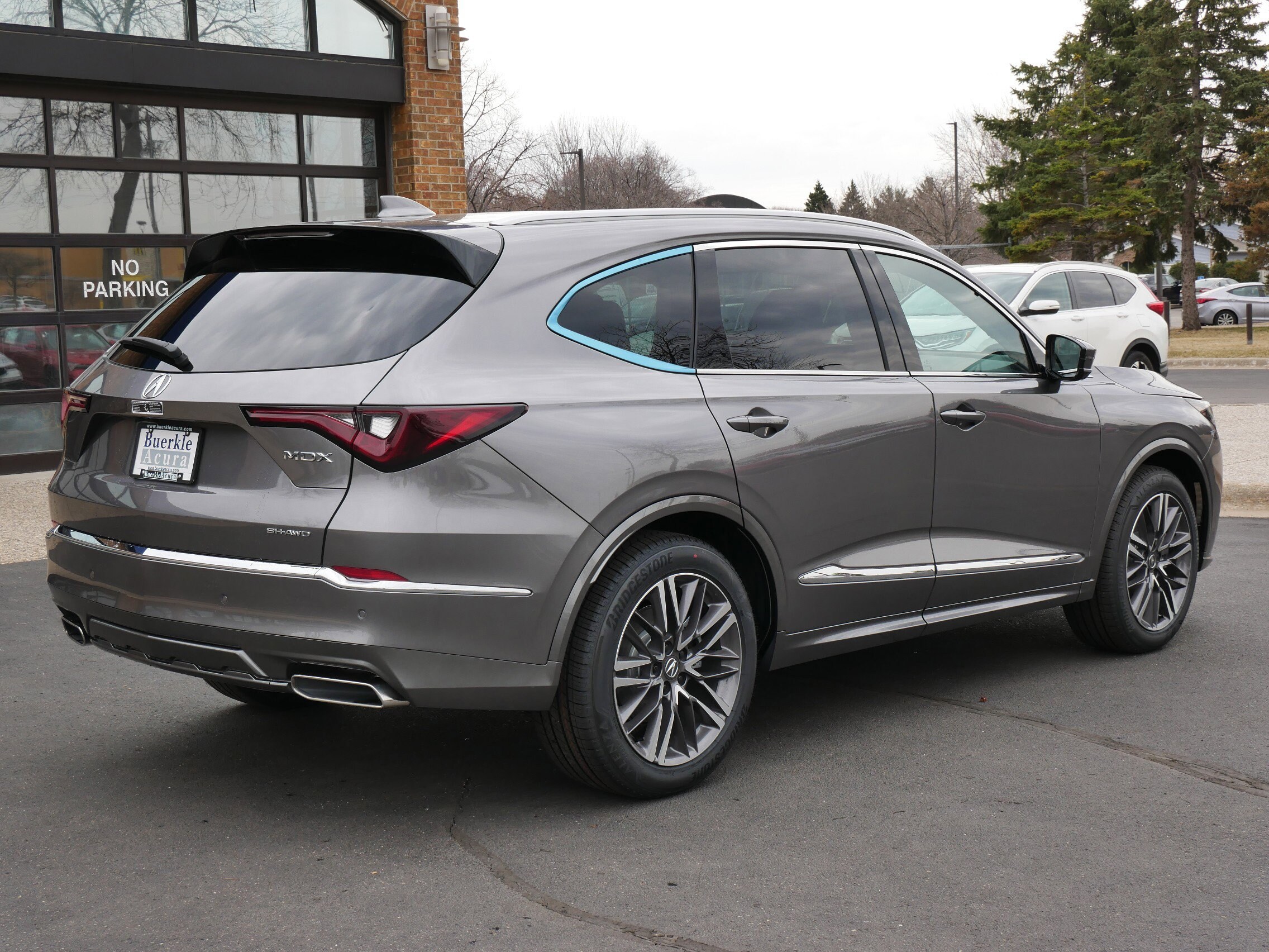 2025 Acura MDX SH-AWD Advance photo 2