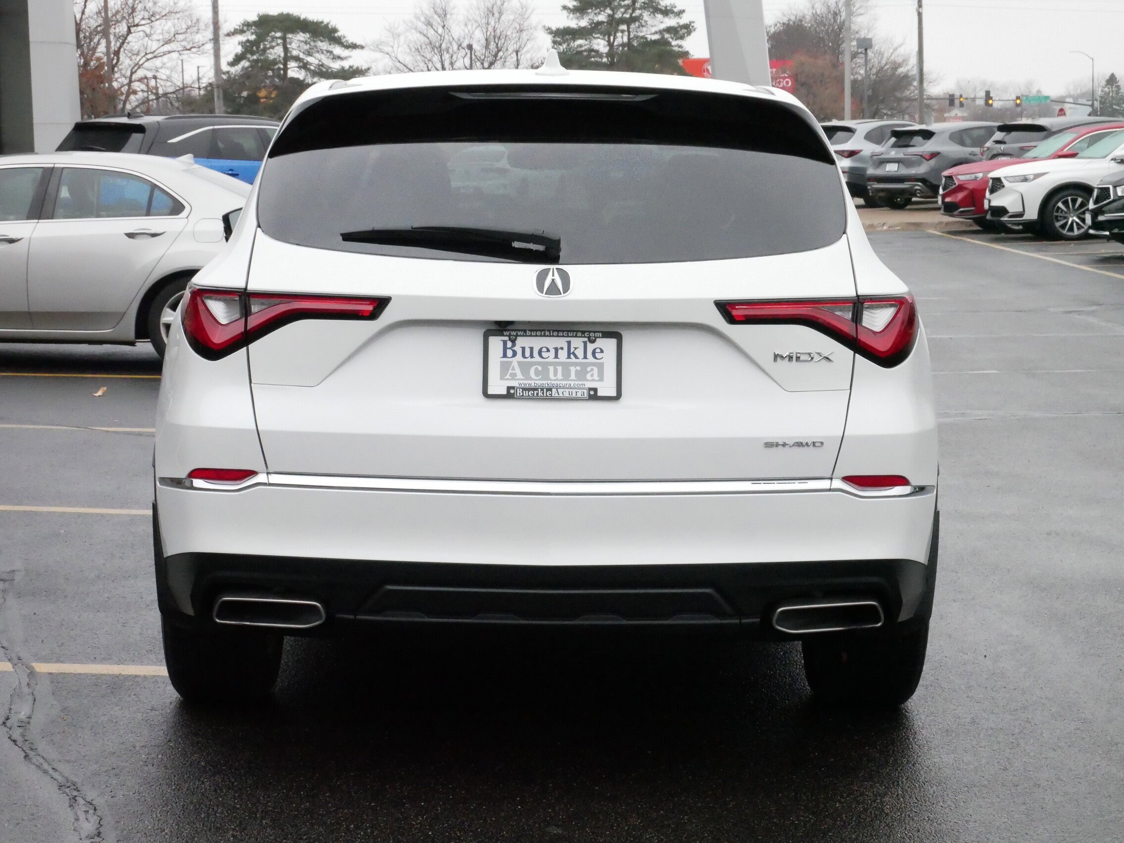 2023 Acura MDX SH-AWD photo 3