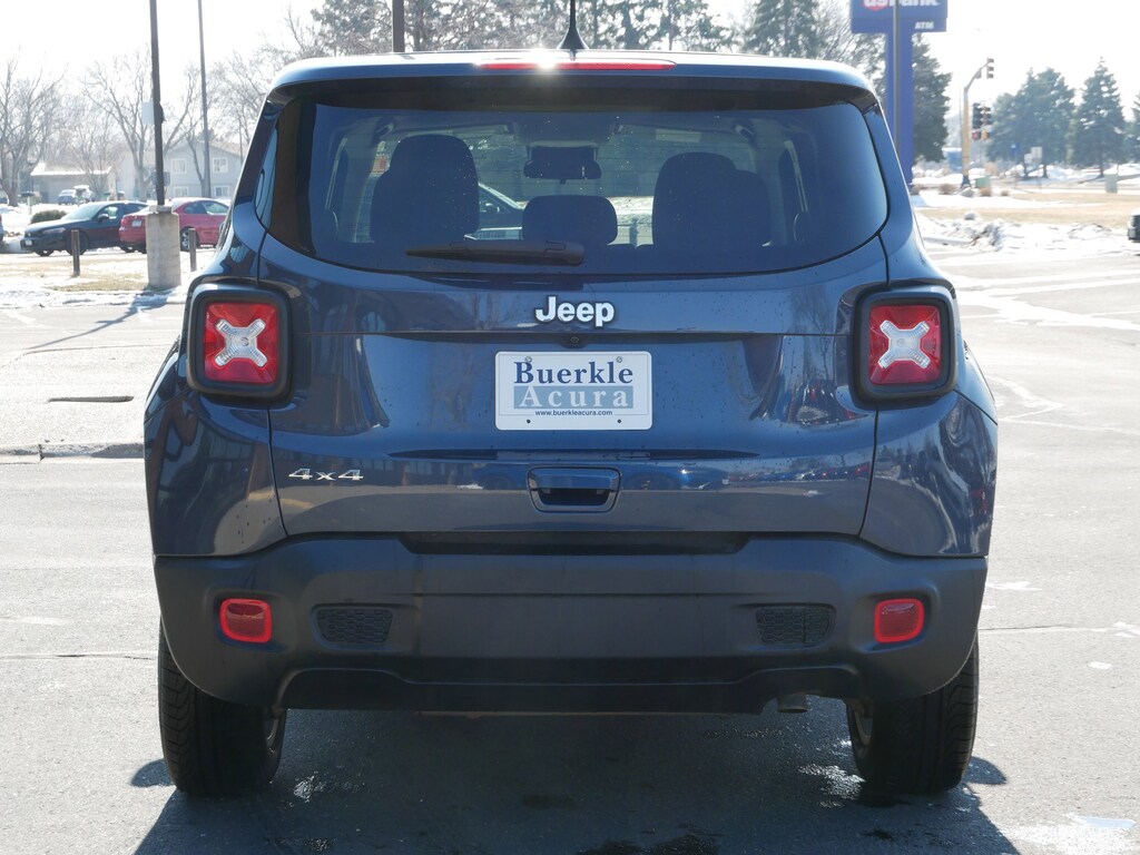 Used 2023 Jeep Renegade Latitude SUV
