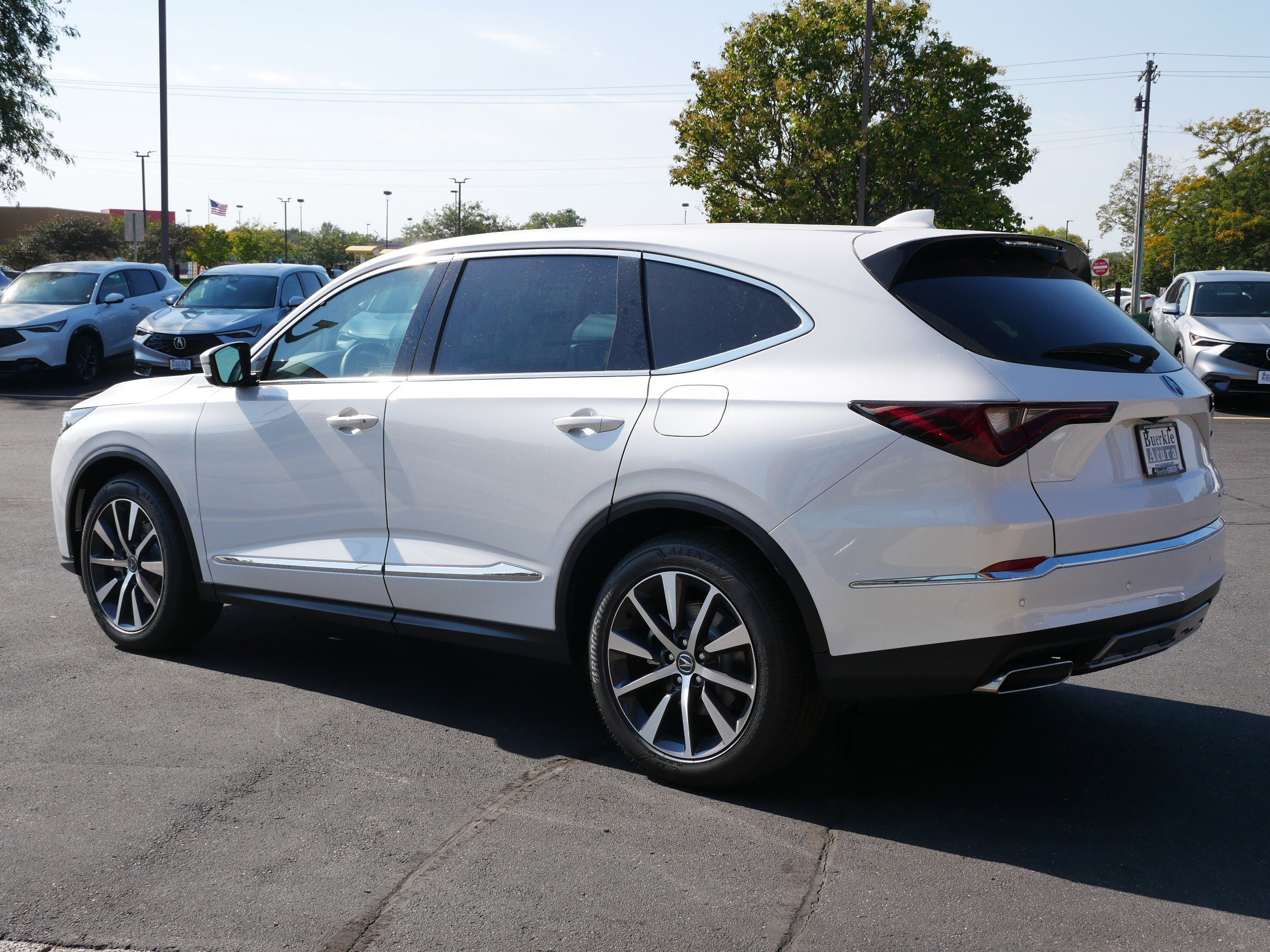 2026 Acura MDX SH-AWD Technology photo 2