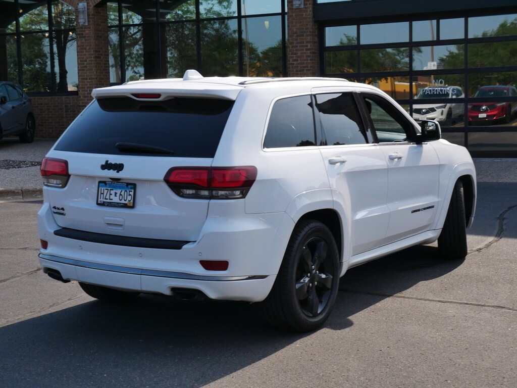 Used 2016 Jeep Grand Cherokee Overland 4x4 SUV