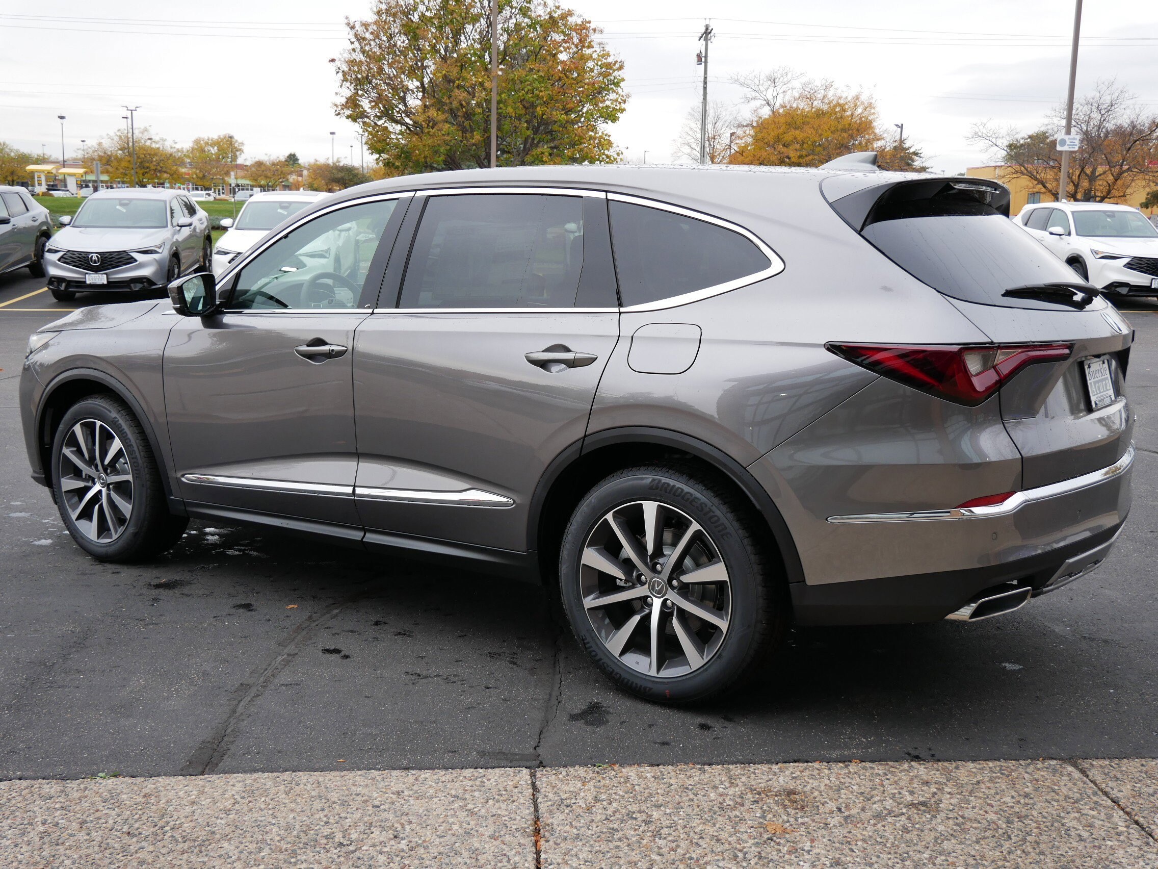 2026 Acura MDX SH-AWD Technology photo 2