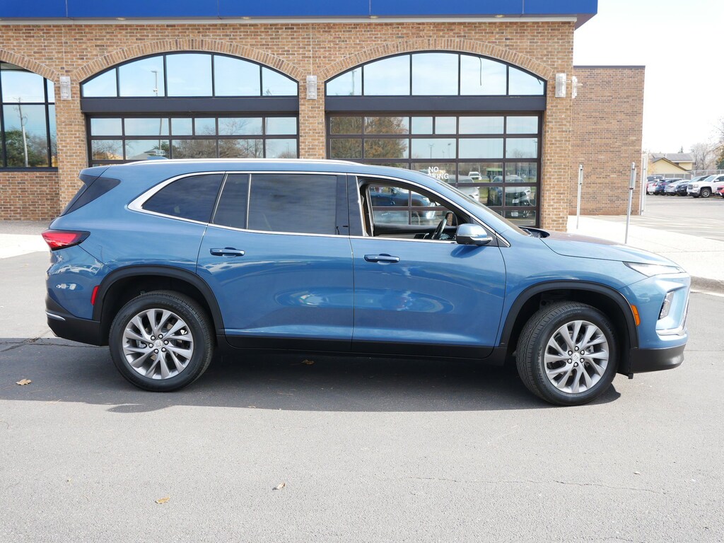 Used 2025 Buick Enclave Preferred SUV