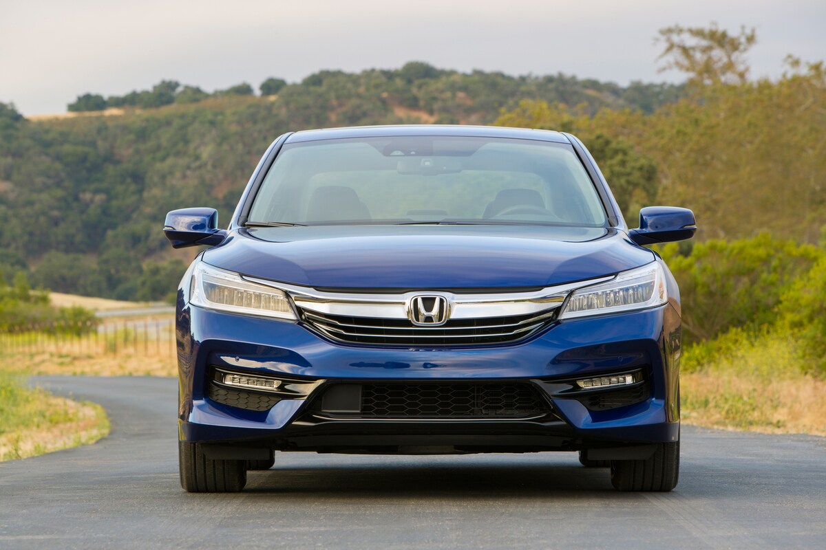 2017_Honda_Accord_Hybrid___13.jpg
