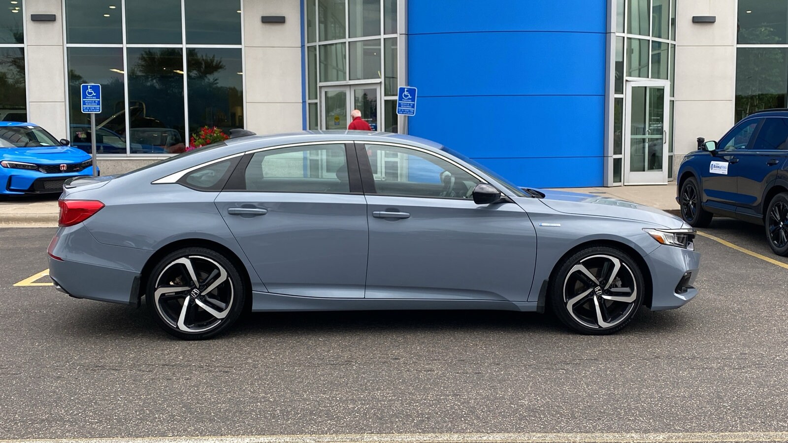 2022 Honda Accord Hybrid Sport photo 4