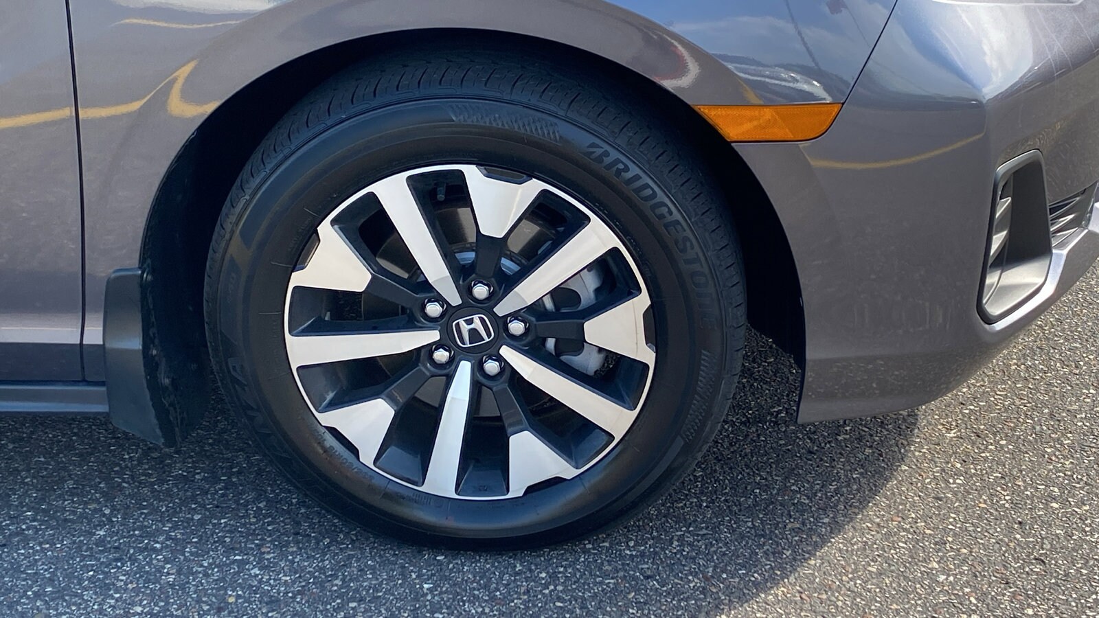 2025 Honda Odyssey EX-L photo 3