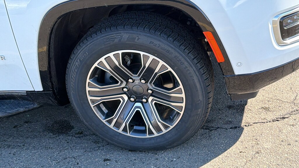 Used 2023 Jeep Wagoneer 4x4