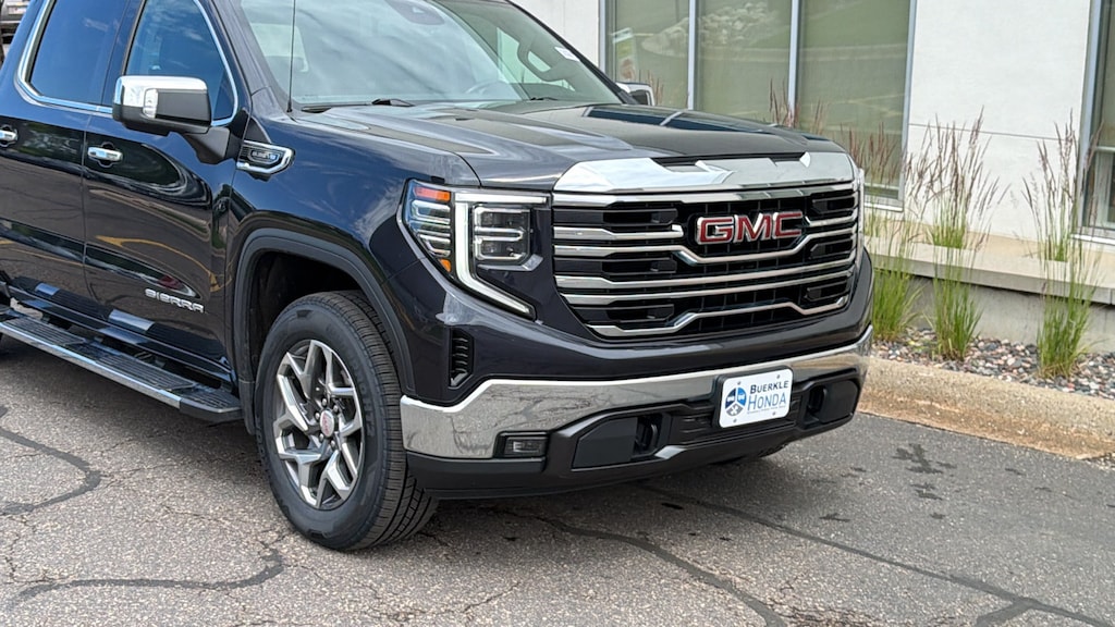 Used 2023 GMC Sierra 1500 SLT 4WD Crew Cab 147 SLT