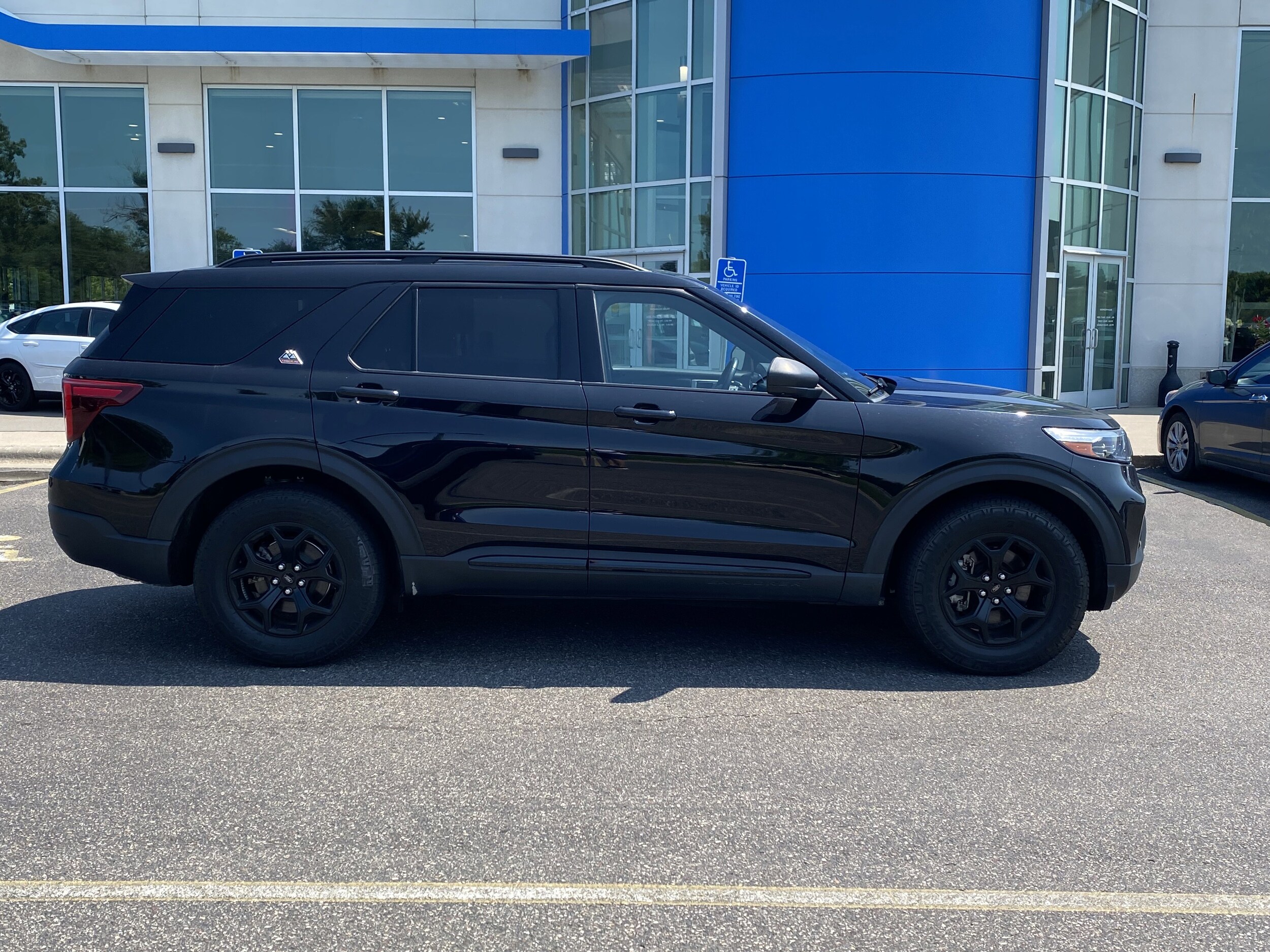 2022 Ford Explorer Timberline photo 2