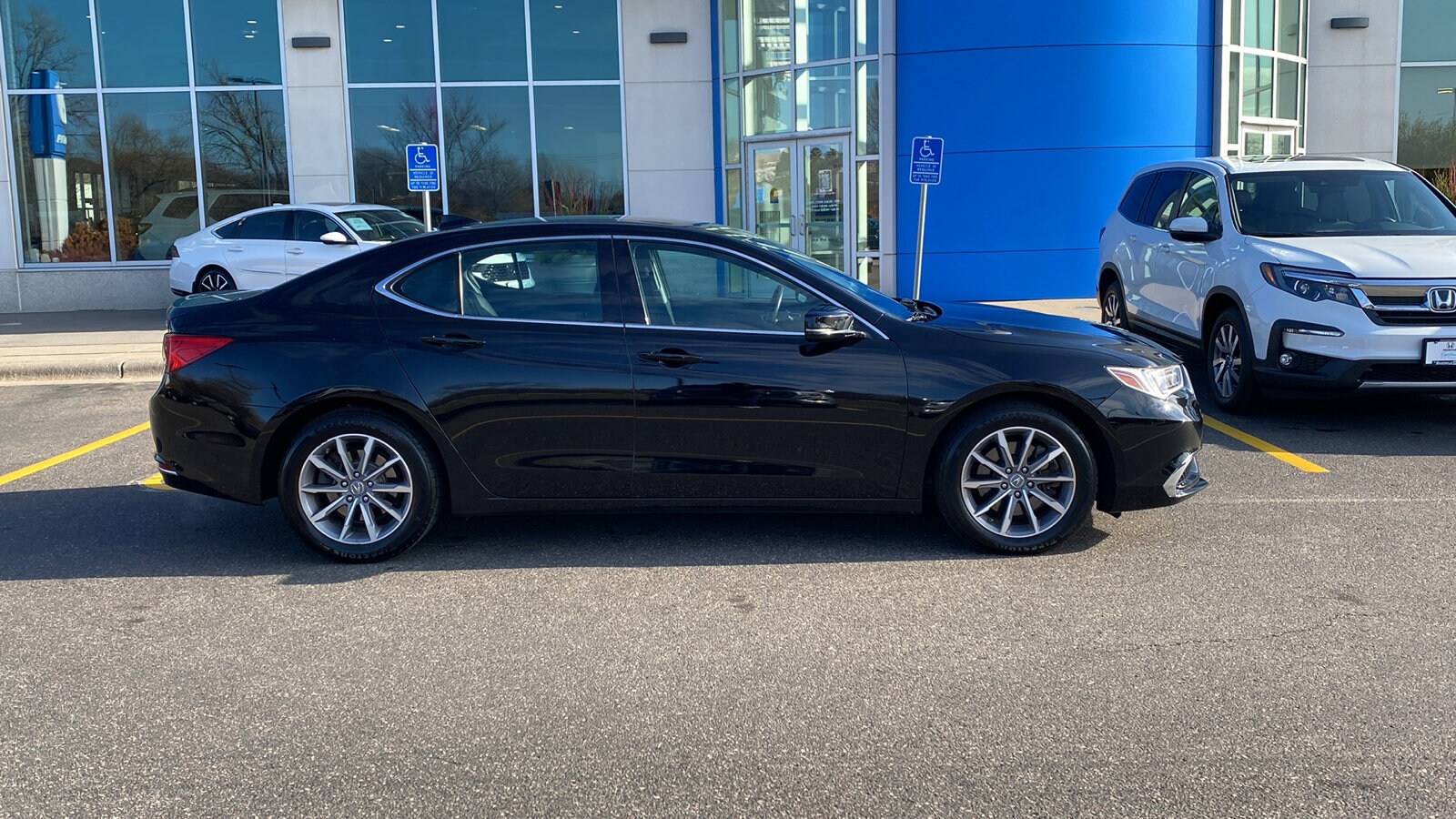 2018 Acura TLX 2.4L photo 3