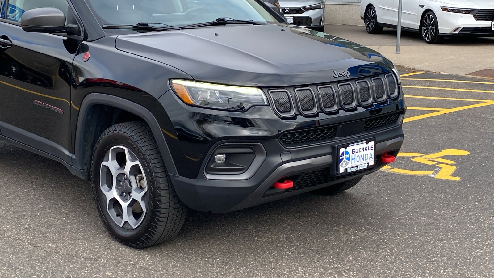 2022 Jeep Compass Trailhawk photo 2