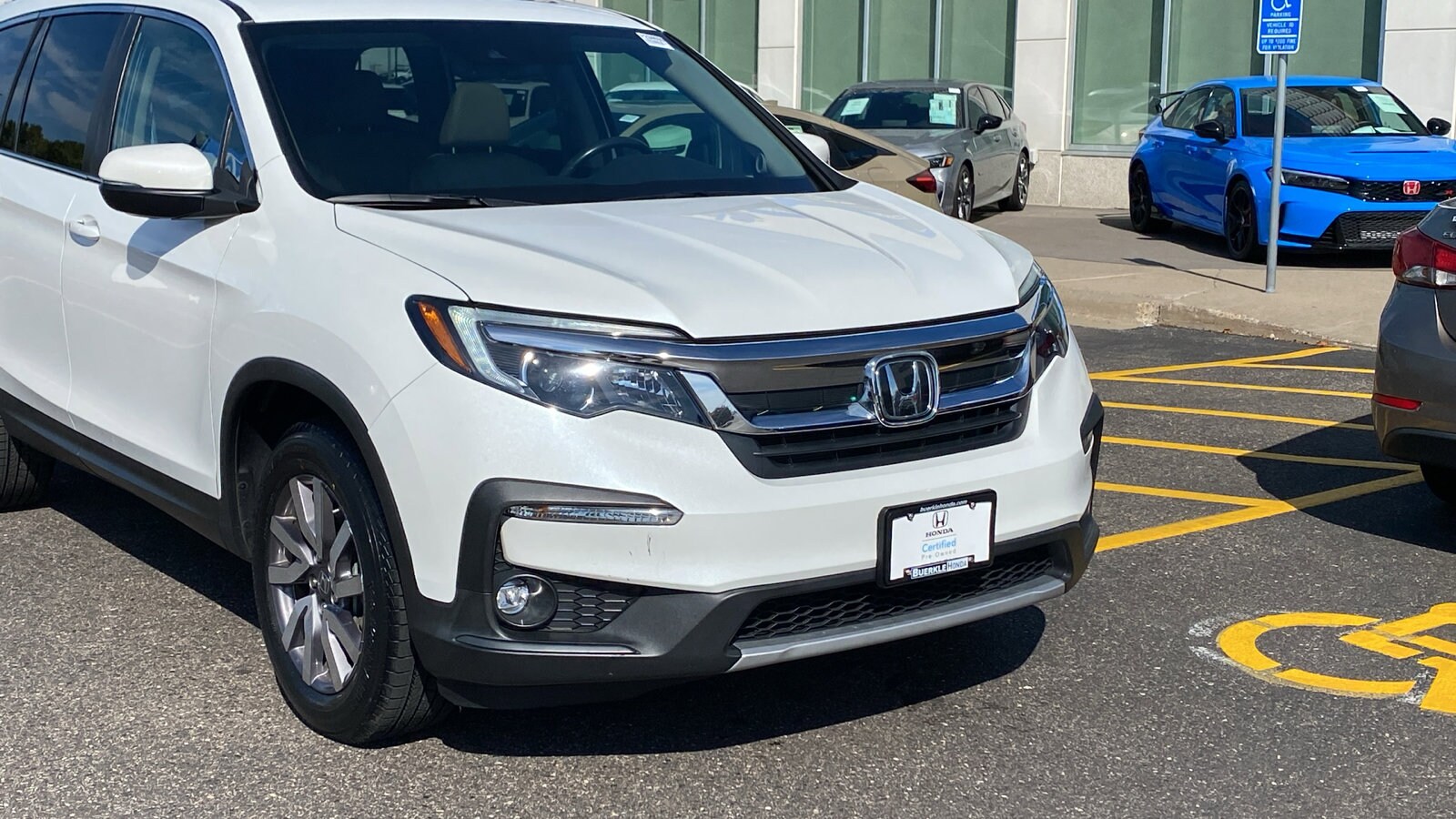 2020 Honda Pilot EX-L photo 2
