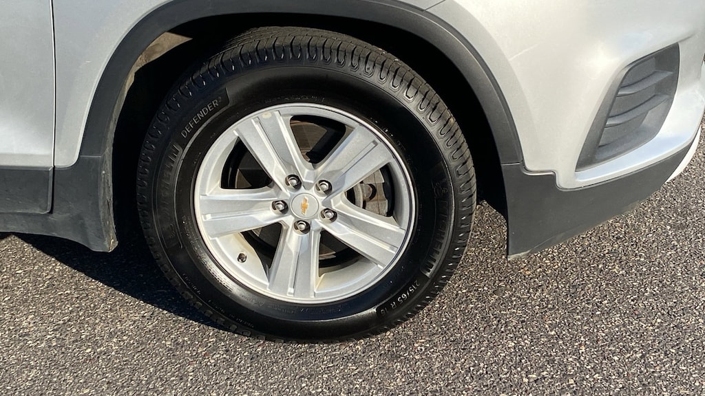 Used 2017 Chevrolet Trax LT FWD LT