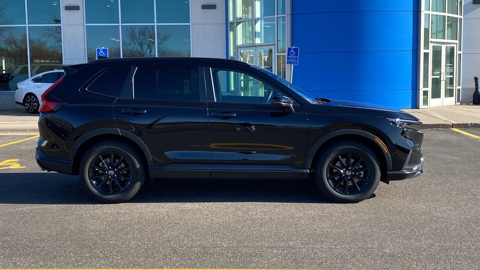 2026 Honda CR-V Hybrid Sport-L photo 4