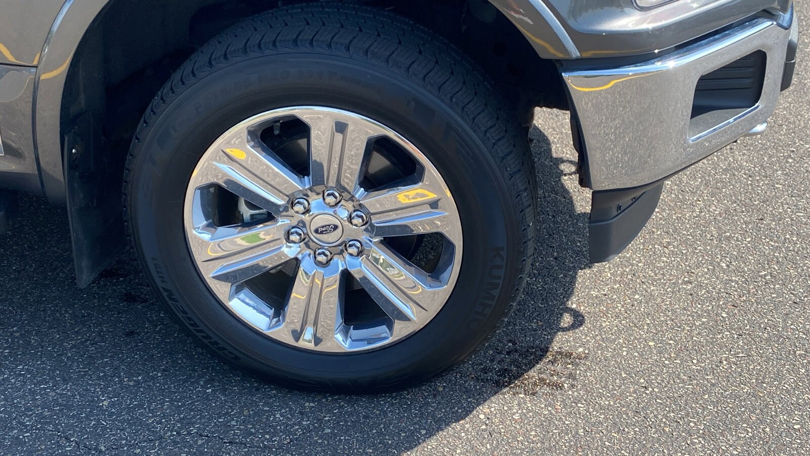 2018 Ford F-150 Lariat photo 3