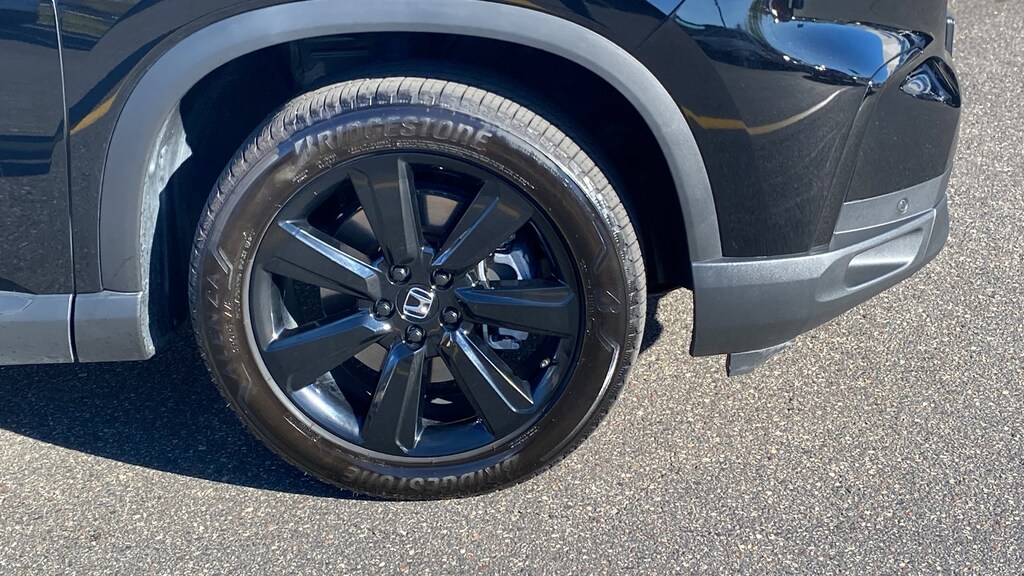 Certified 2025 Honda Pilot Black Edition Black Edition AWD