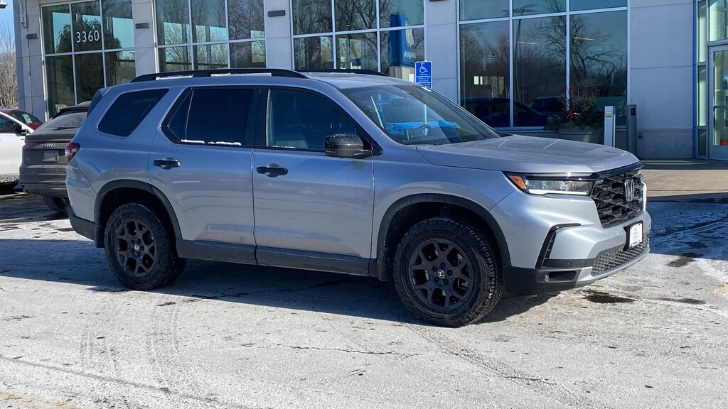 Certified 2025 Honda Pilot TrailSport TrailSport AWD