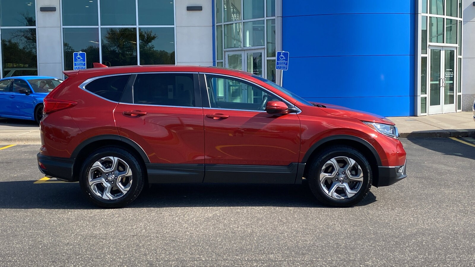 2019 Honda CR-V EX photo 3