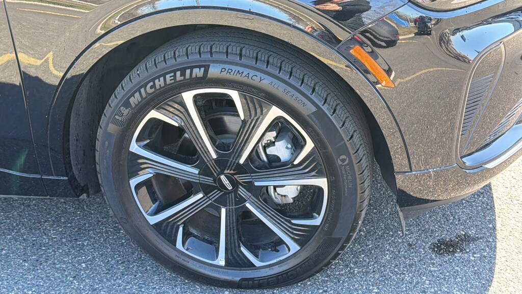 Used 2025 Lincoln Nautilus Reserve Reserve AWD