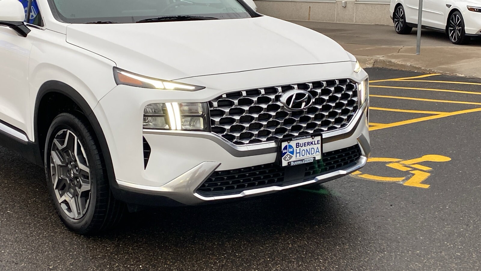 2023 Hyundai Santa Fe SEL Convenience photo 2