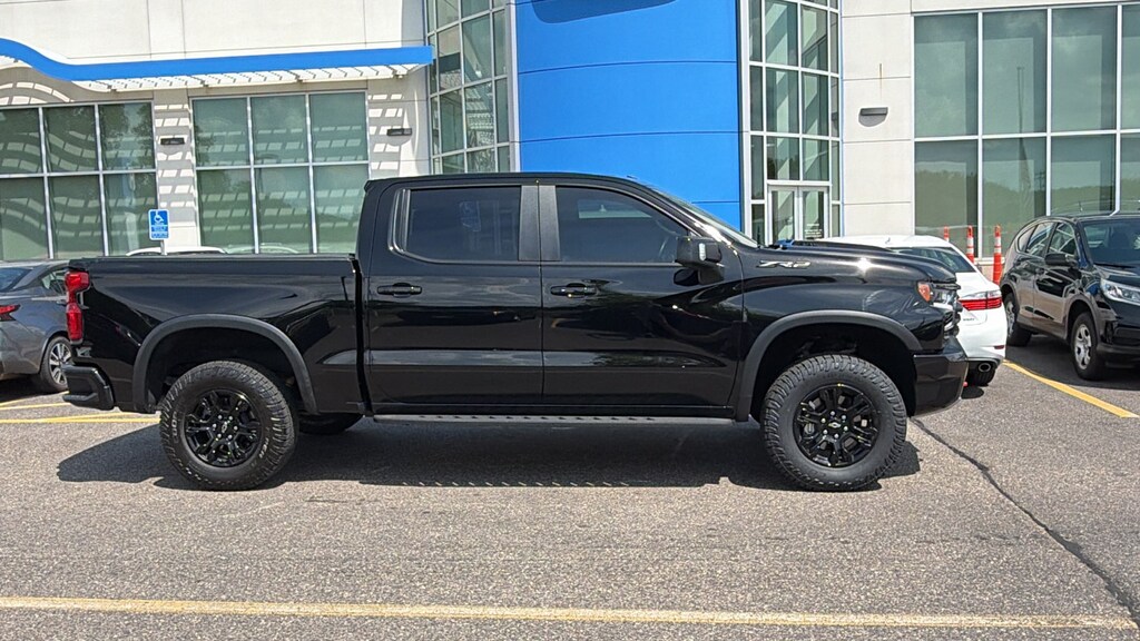 Used 2023 Chevrolet Silverado 1500 ZR2 4WD Crew Cab 147 ZR2