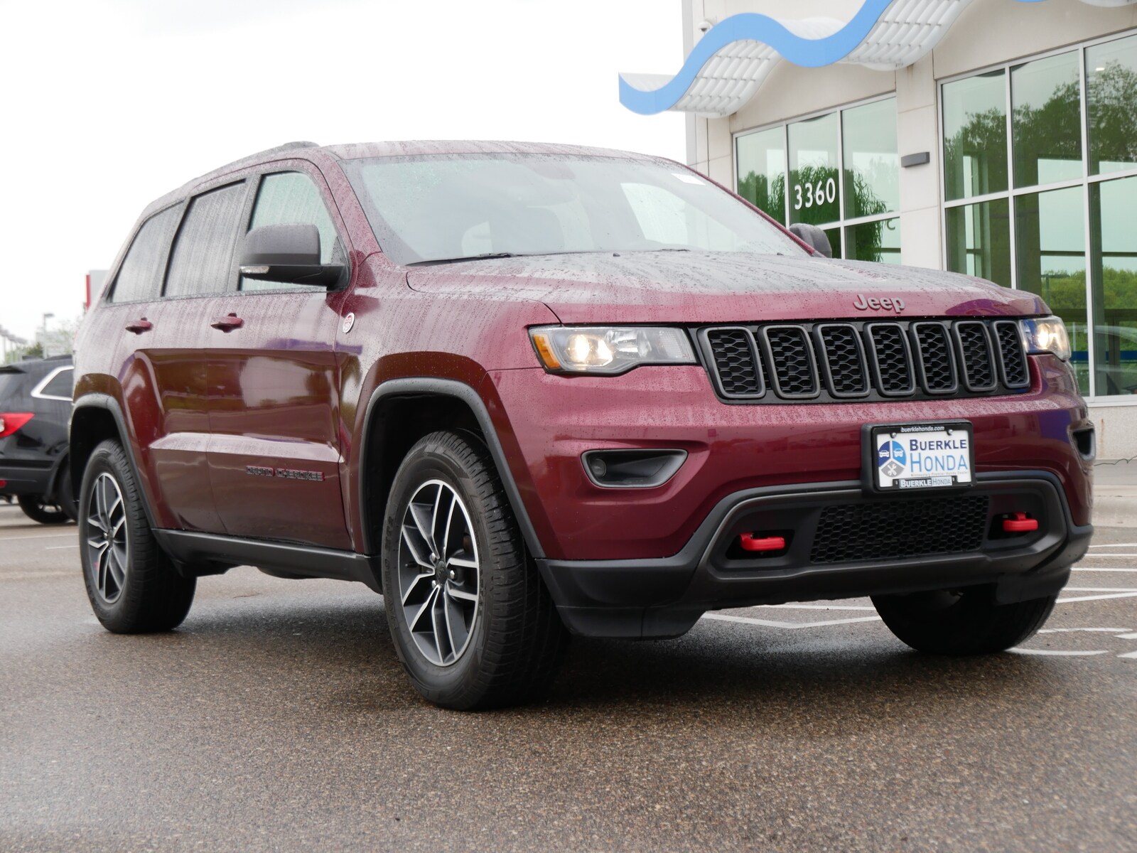 Used 2019 Jeep Grand Cherokee Trailhawk with VIN 1C4RJFLG4KC803797 for sale in Saint Paul, Minnesota