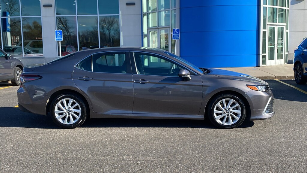 Used 2022 Toyota Camry LE LE Auto