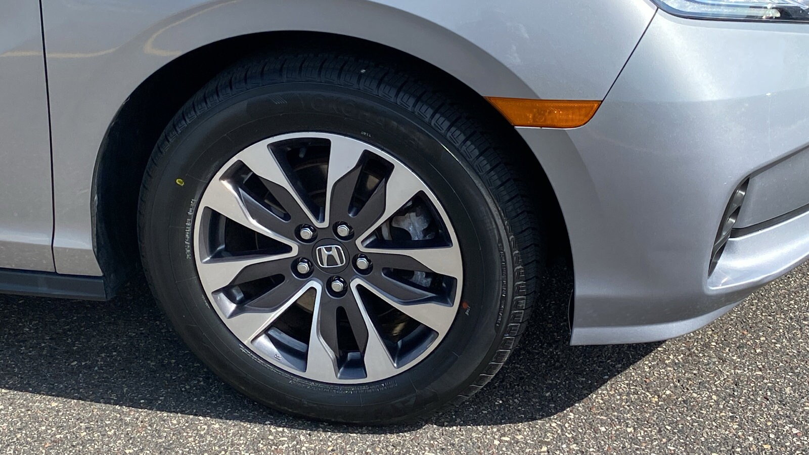 2022 Honda Odyssey EX-L photo 3