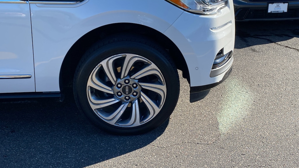 Used 2024 Lincoln Navigator L Reserve Reserve 4x4