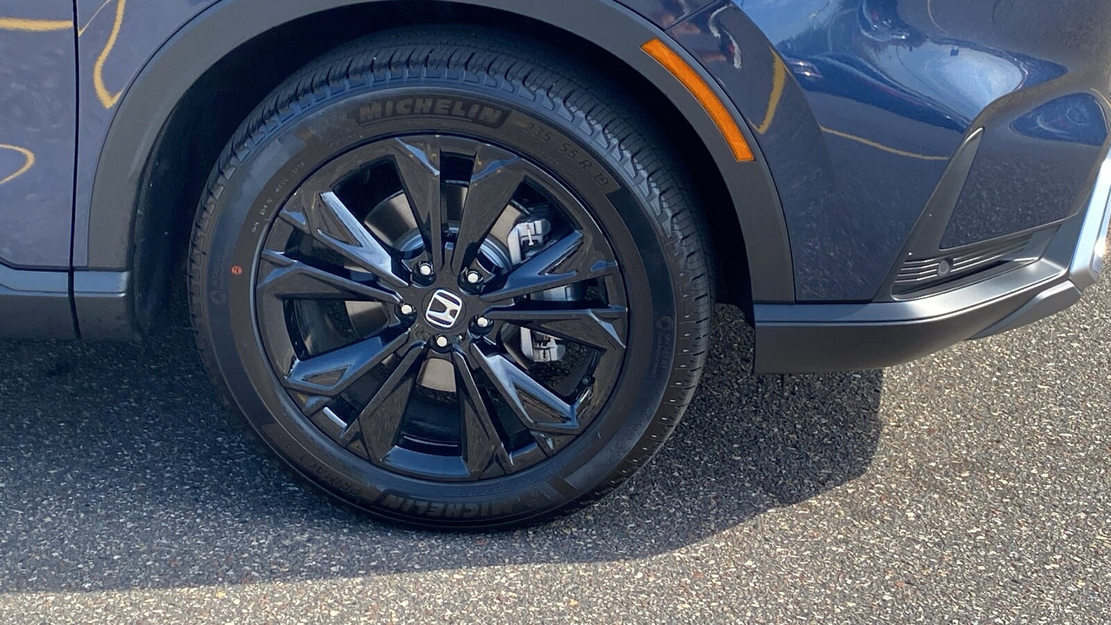 2025 Honda CR-V Hybrid Sport Touring photo 3