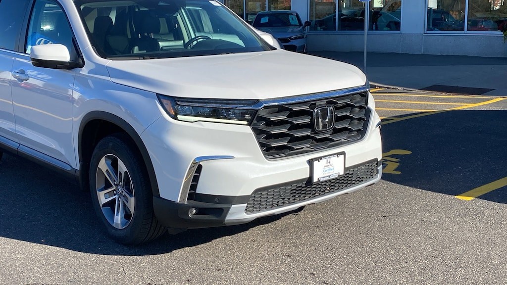 Certified 2023 Honda Pilot EX-L 7 Passenger EX-L 7 Passenger AWD