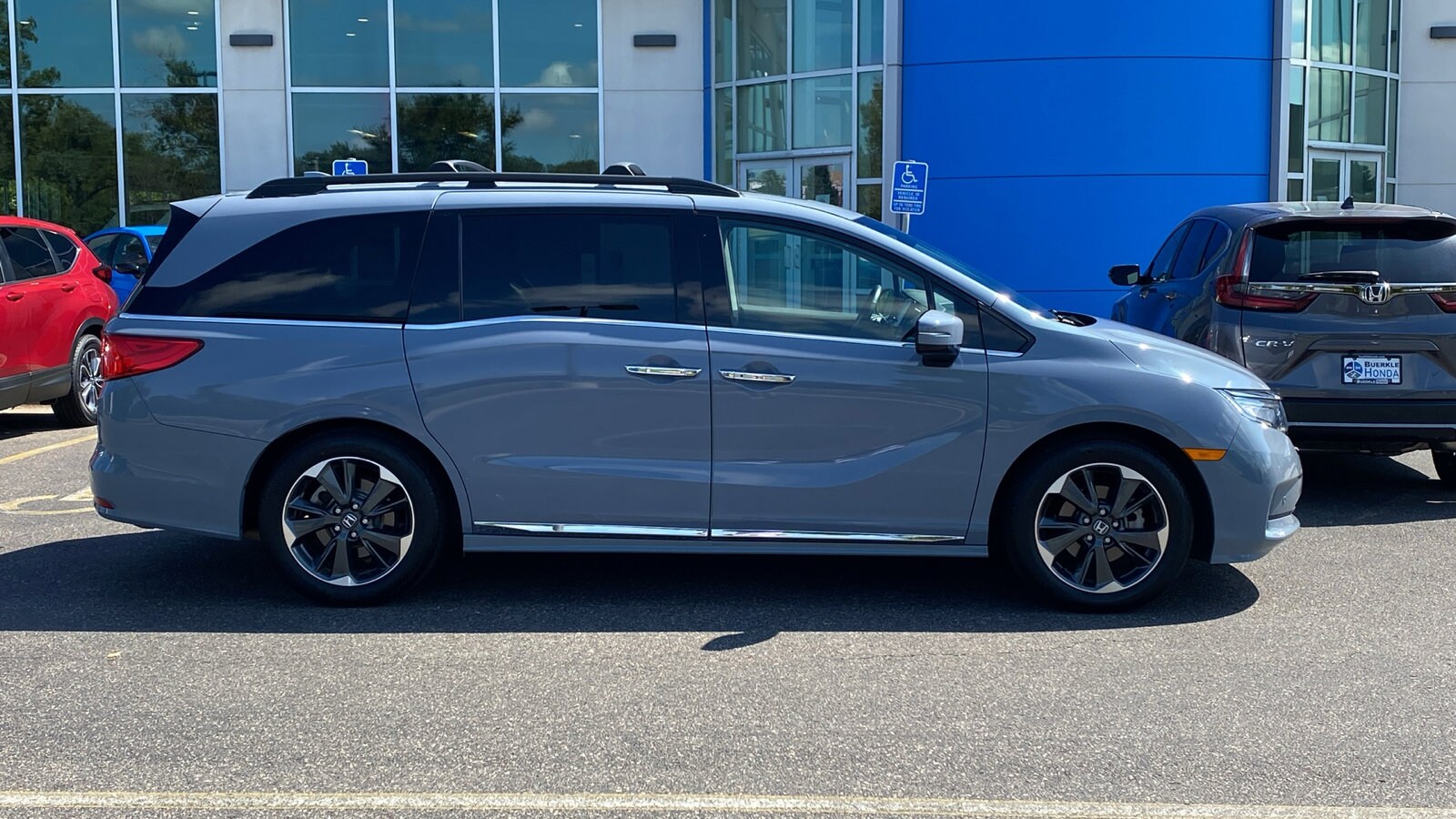 2023 Honda Odyssey Elite photo 4