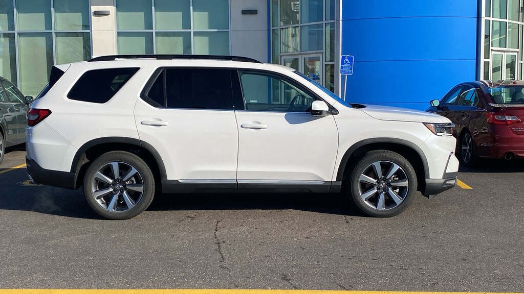 Certified 2025 Honda Pilot Elite Elite AWD