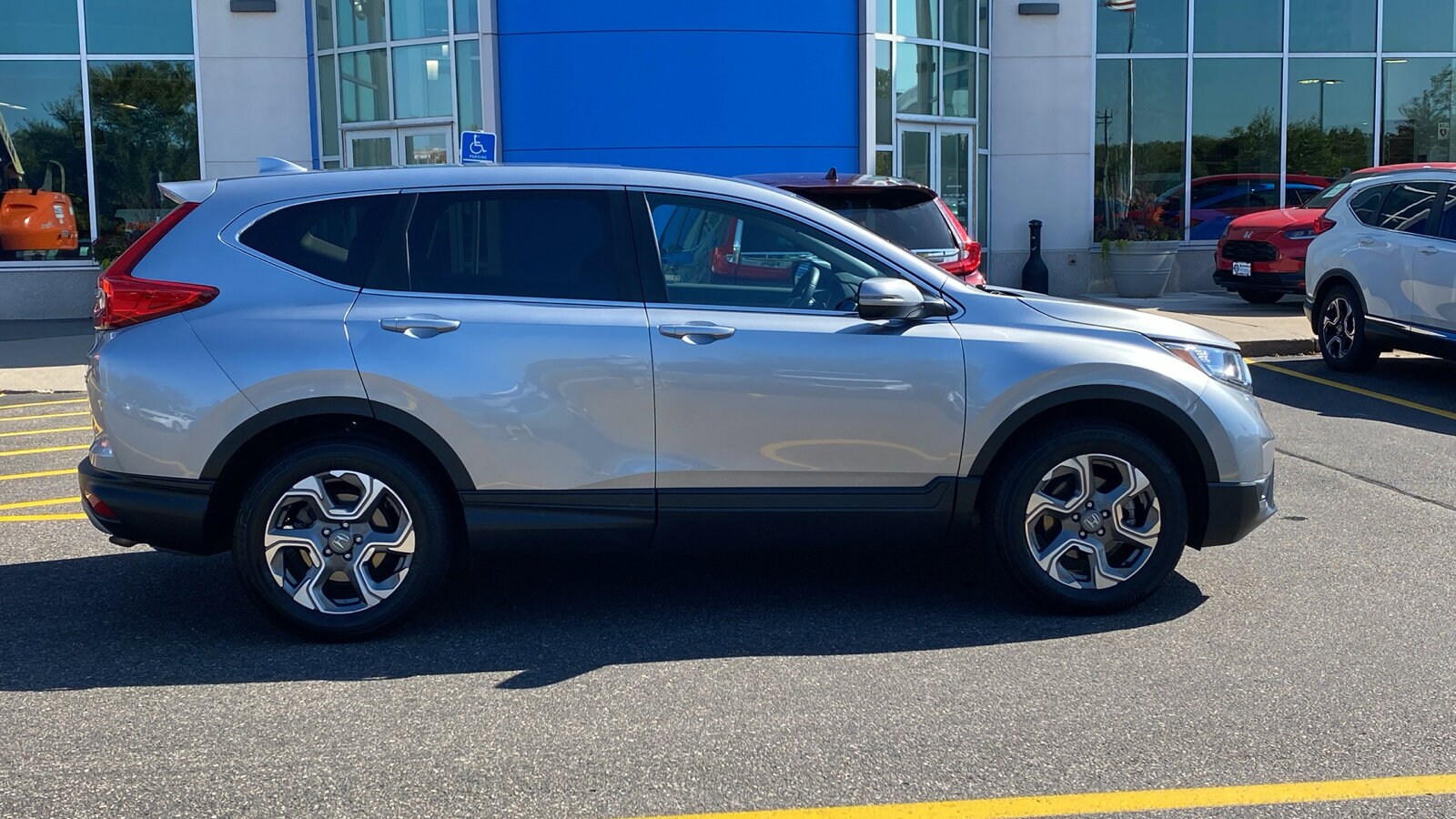 2019 Honda CR-V EX photo 4