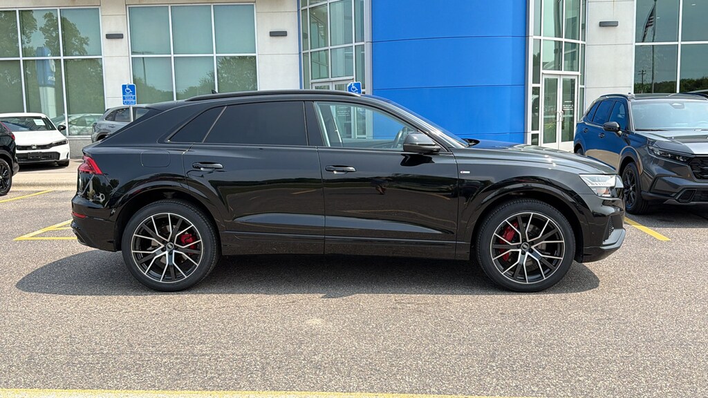 Used 2022 Audi Q8 Premium Plus Premium Plus 55 TFSI quattro
