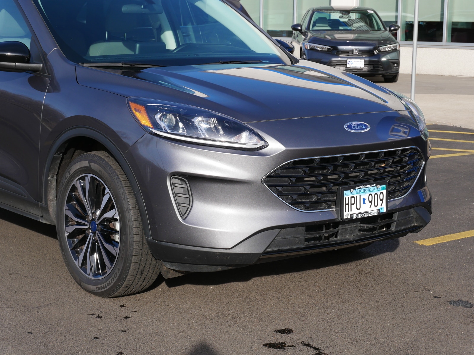 Used 2021 Ford Escape SE with VIN 1FMCU9G67MUB27273 for sale in Saint Paul, Minnesota