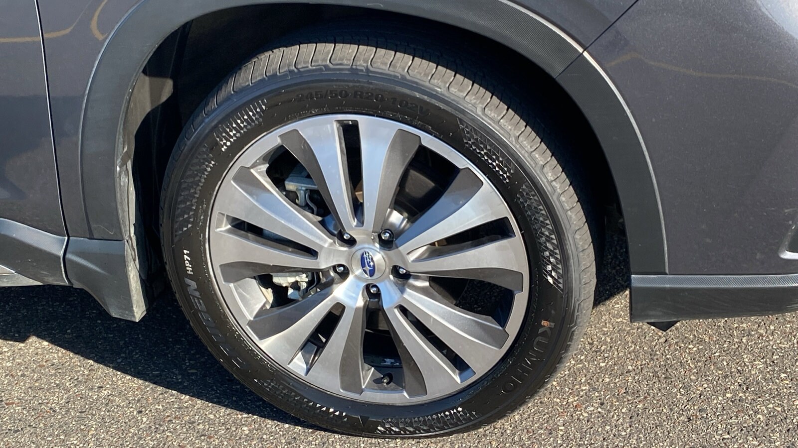 2019 Subaru Ascent Touring photo 3