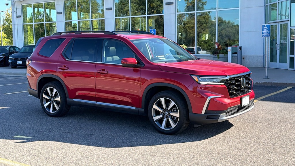 Certified 2025 Honda Pilot Touring Touring AWD