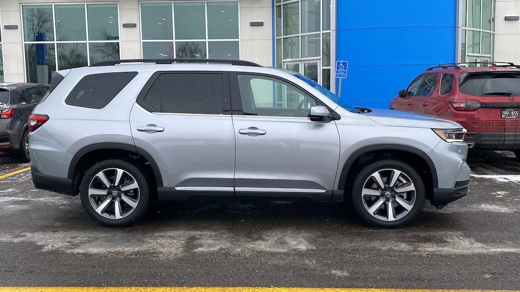 Certified 2024 Honda Pilot Touring Touring AWD