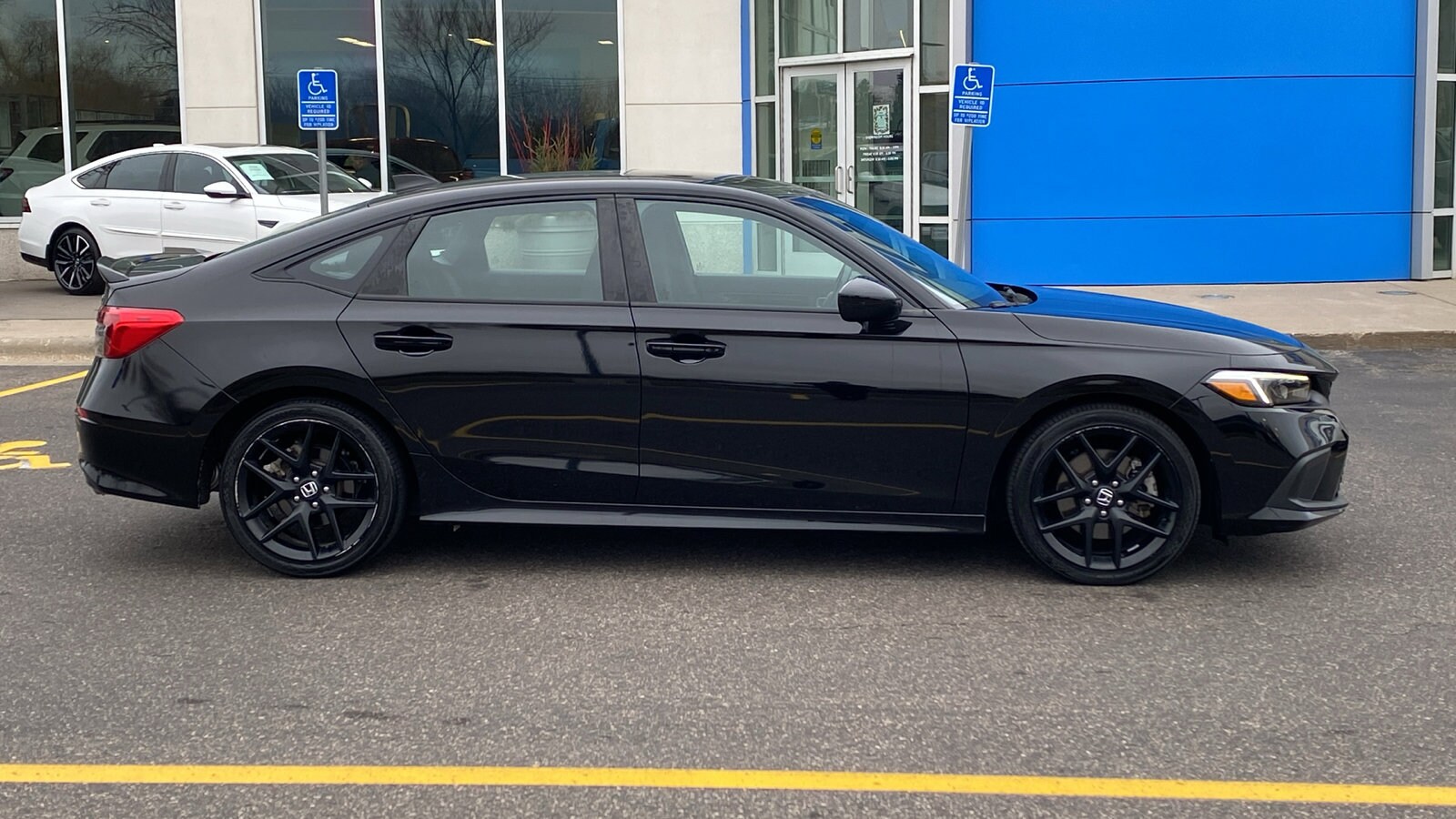 2023 Honda Civic Si photo 2