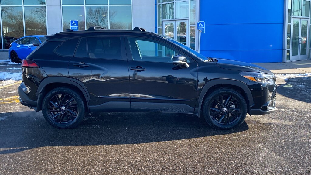 Used 2024 Toyota Corolla Cross Hybrid SE Hybrid SE 4WD