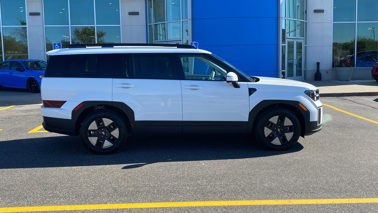 2025 Hyundai Santa Fe SEL photo 4