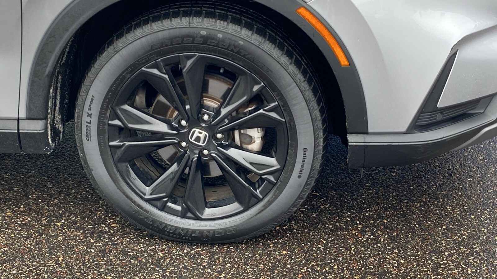 2023 Honda CR-V Hybrid Sport Touring photo 3