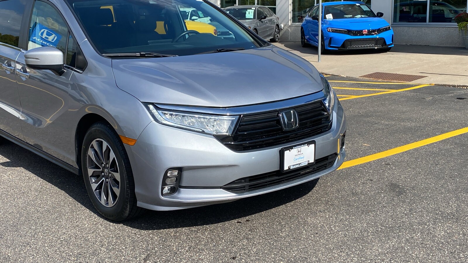 2022 Honda Odyssey EX-L photo 2