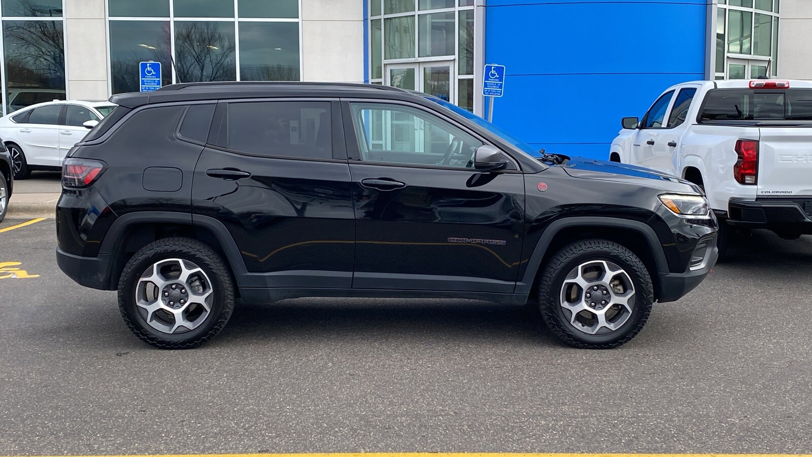 2022 Jeep Compass Trailhawk photo 4