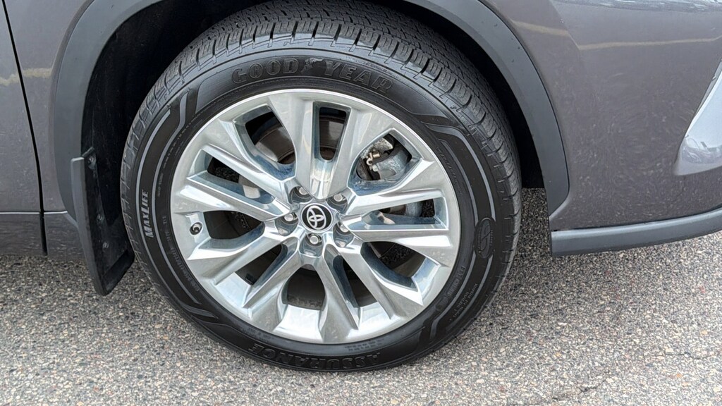 Used 2023 Toyota Highlander Limited Limited AWD